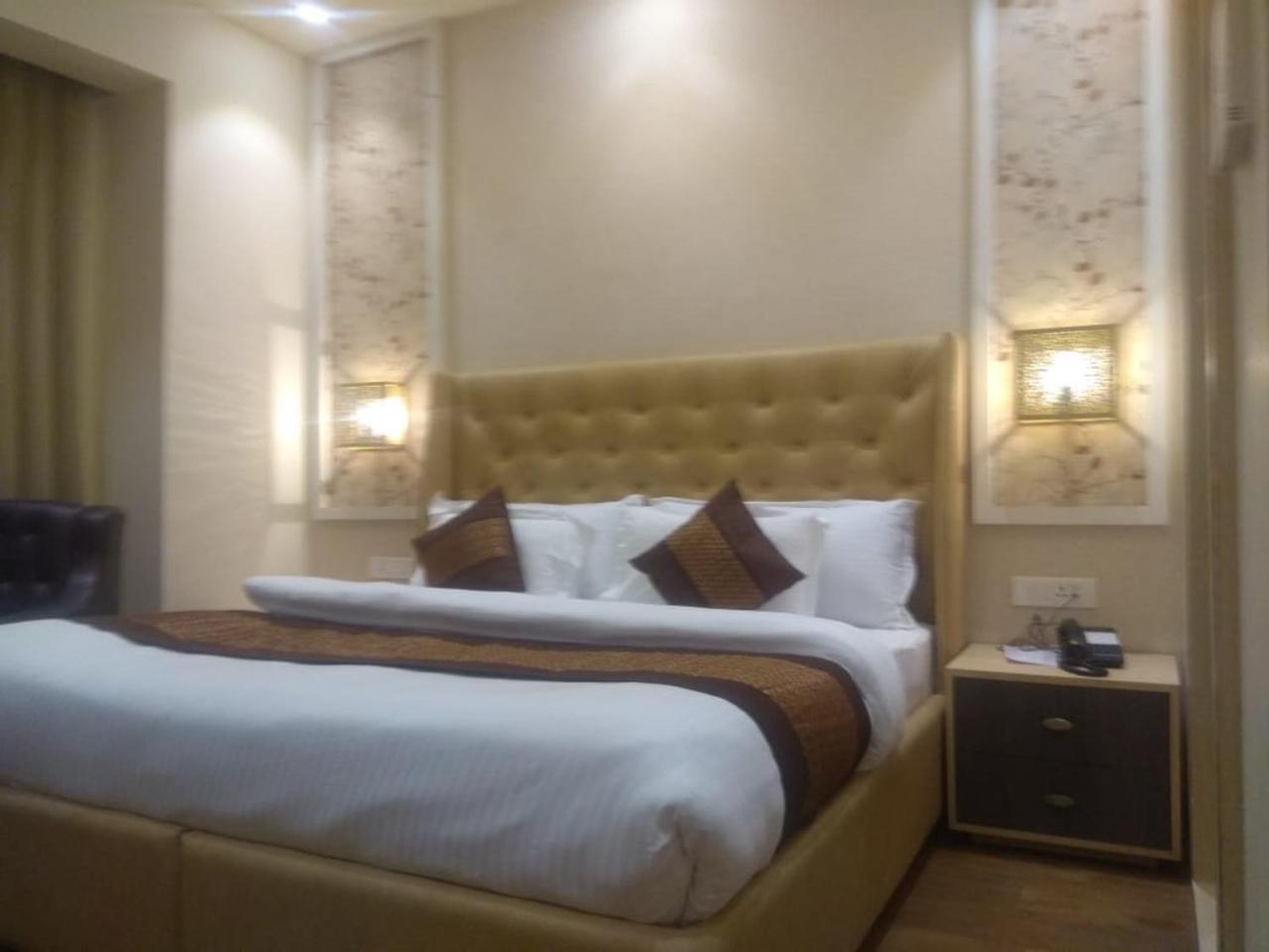 Csjs Inn By Krishna Group Of Hotels Amritsar Exterior foto